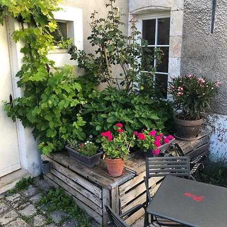 Hotel La Basse Cour Tanlay Exterior foto